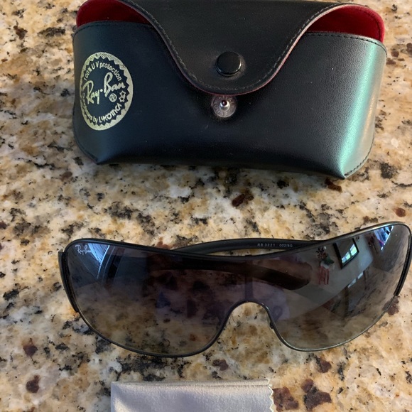 Ray-Ban Other - Men’s Rayban sunglasses